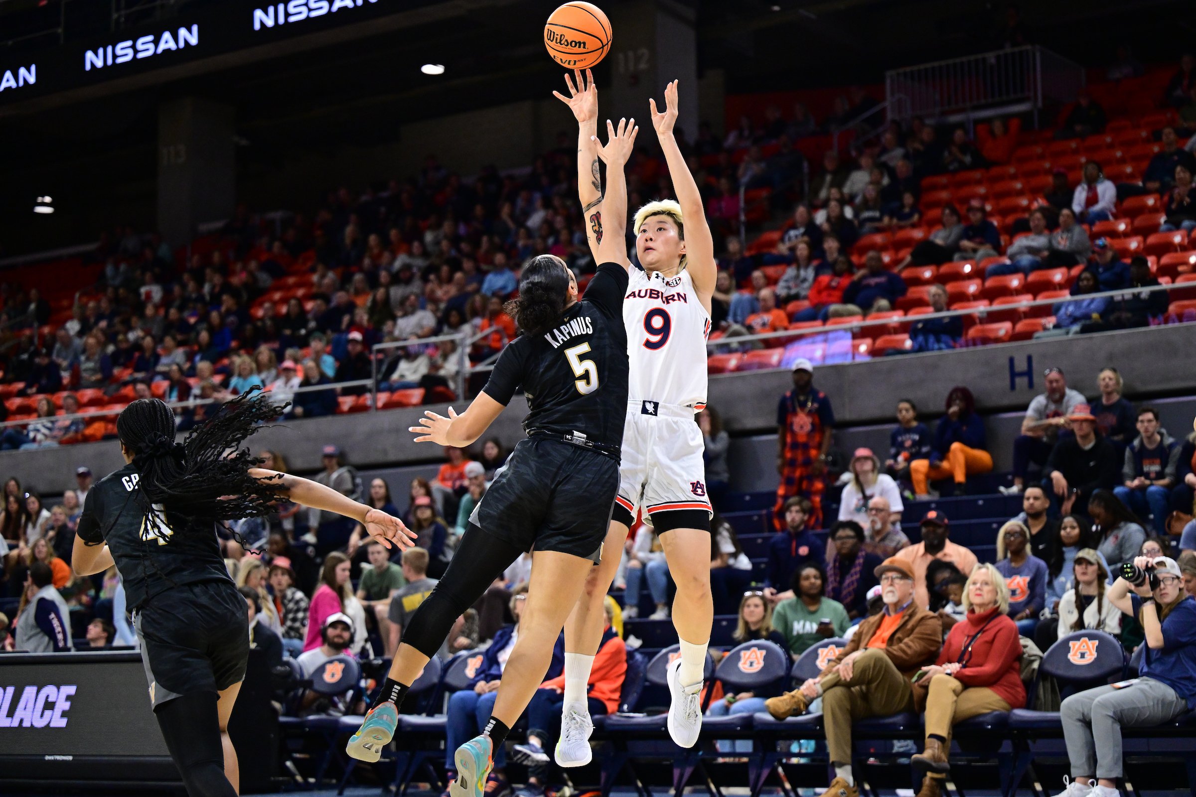 征戰(zhàn)NCAA！鄧雨婷：不太喜歡被稱為“李夢接班人” 未來想進WNBA